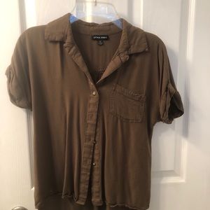 Button down olive green short sleeve shirt